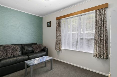 Photo of property in 31 Mcgowan Road, Wainuiomata, Lower Hutt, 5014
