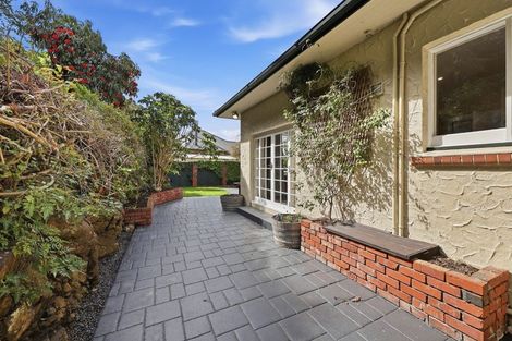 Photo of property in 44 Allandale Road, Kew, Dunedin, 9012