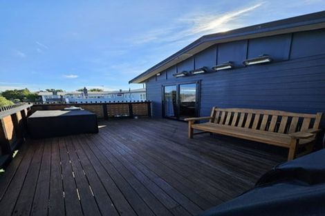 Photo of property in 19b Aorangi Road, Paraparaumu, 5032