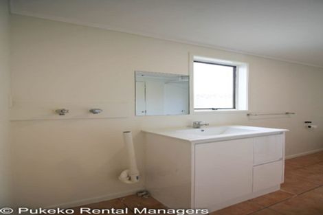 Photo of property in 5 Janese Place, Weymouth, Auckland, 2103