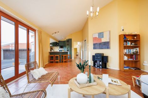 Photo of property in 25 Schnell Drive, Kelvin Grove, Palmerston North, 4414