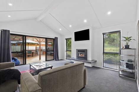 Photo of property in 2 Tennyson Close, Hanmer Springs, 7334