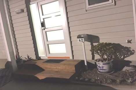 Photo of property in 42 Exler Place, Avondale, Auckland, 0600