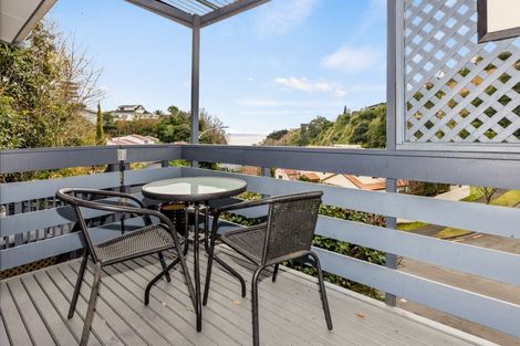 Photo of property in 94 Milton Road, Bluff Hill, Napier, 4110