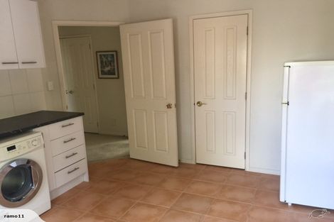 Photo of property in 19 Grammar School Road, Pakuranga, Auckland, 2010