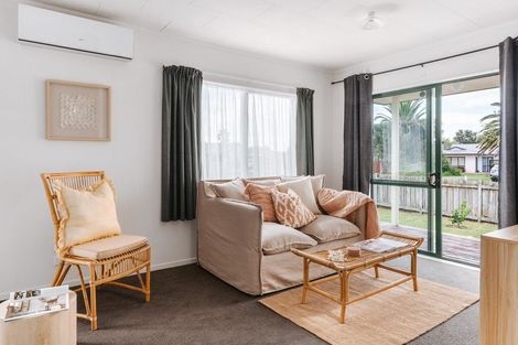 Photo of property in 25a Longstead Avenue, Papamoa Beach, Papamoa, 3118