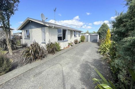 Photo of property in 77 O'byrne Place, Waikiwi, Invercargill, 9810