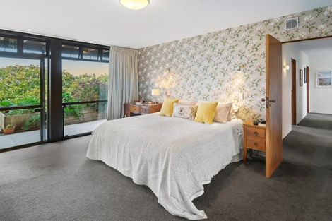 Photo of property in 181 Vaughans Road, Okura, Auckland, 0792