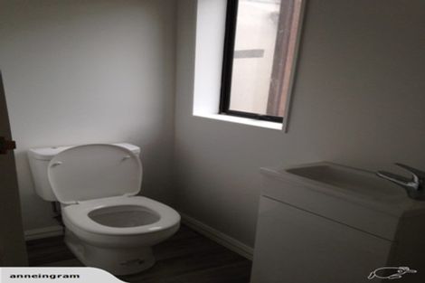 Photo of property in 112 Weka Street, Miramar, Wellington, 6022