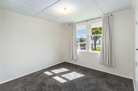 Photo of property in 97 Broadway, Carterton, 5713
