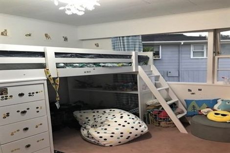 Photo of property in 13 Timaru Grove, Kelson, Lower Hutt, 5010