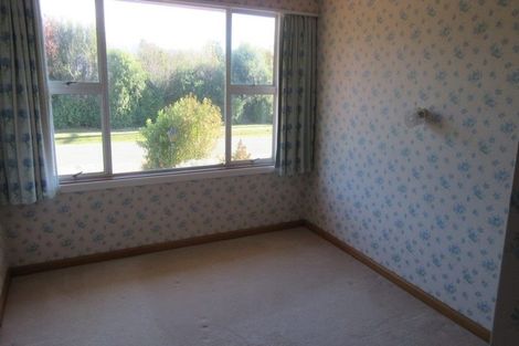 Photo of property in 2 Victoria Street, Waimate, 7924