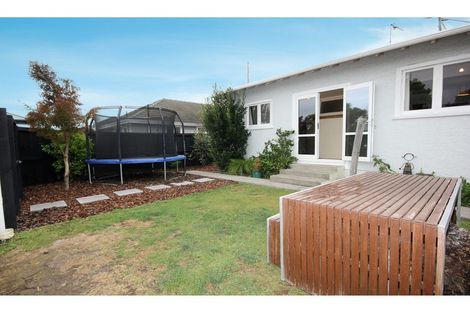 Photo of property in 1/45 Frankleigh Street, Somerfield, Christchurch, 8024