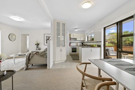 Photo of property in 48 Edward Avenue, Orewa, 0931