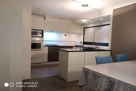 Photo of property in 1/70 Highland Park Drive, Highland Park, Auckland, 2010