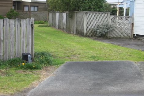 Photo of property in 16 The Southern Isle, Omaha, 0986