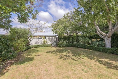 Photo of property in 124 Somerfield Street, Somerfield, Christchurch, 8024