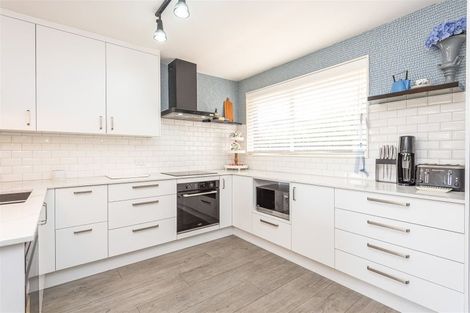 Photo of property in 6 Chilton Drive, Mairehau, Christchurch, 8052