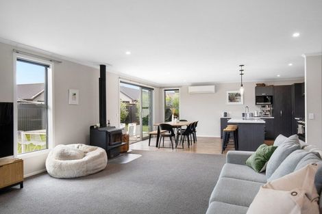 Photo of property in 6 Willoughby Place, Clyde, 9330