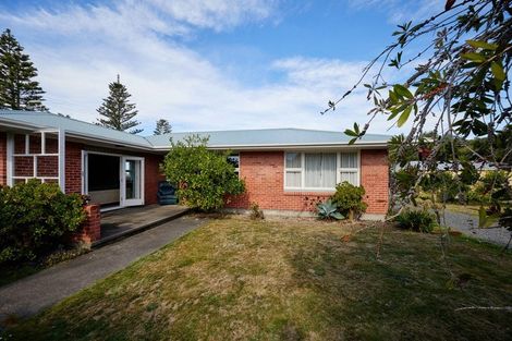 Photo of property in 1 Brighton Street, Kaikoura, 7300