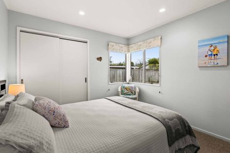 Photo of property in 9a Chambers Street, Havelock North, 4130