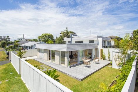 Photo of property in 86a Oceanview Road, Mount Maunganui, 3116