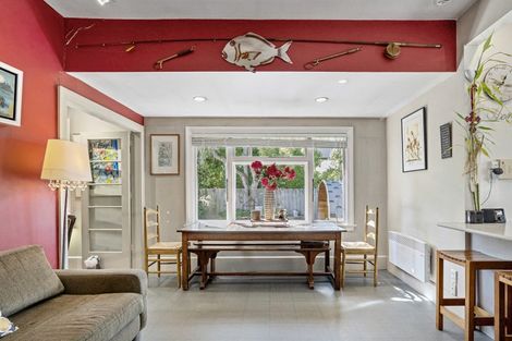 Photo of property in 37 Weston Road, St Albans, Christchurch, 8052