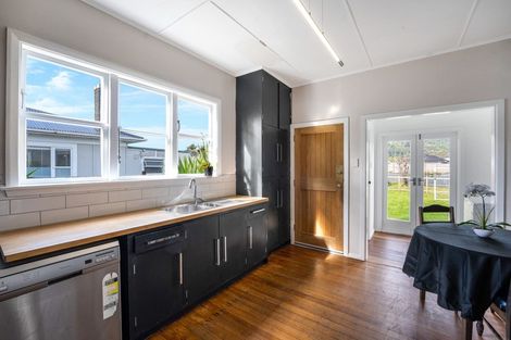 Photo of property in 61 Miro Street, Trentham, Upper Hutt, 5018