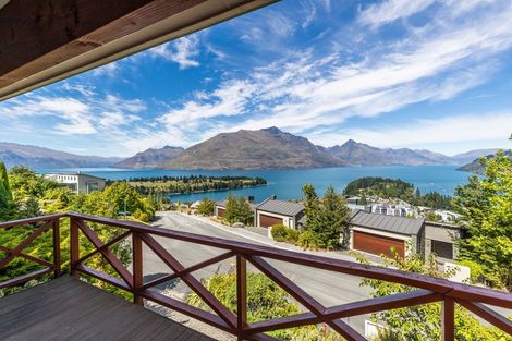 Photo of property in 15 Belfast Terrace, Queenstown, 9300