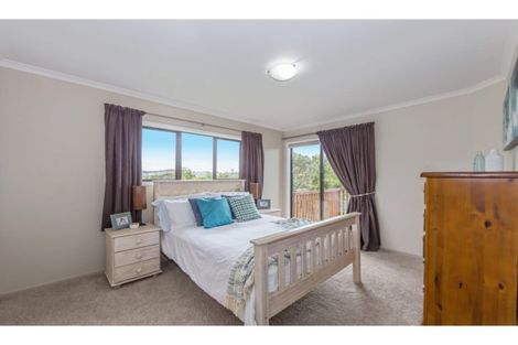 Photo of property in 9 Kingtide Place, Red Beach, 0932