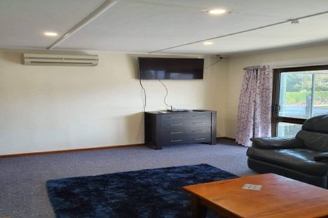 Photo of property in 10 Robertson Street, Oamaru North, Oamaru, 9400