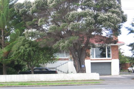 Photo of property in 191 Swanson Road, Henderson, Auckland, 0610