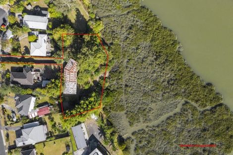 Photo of property in 8 Aronui Terrace, Kelston, Auckland, 0602