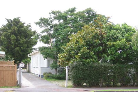 Photo of property in 13a Riversdale Road, Avondale, Auckland, 1026