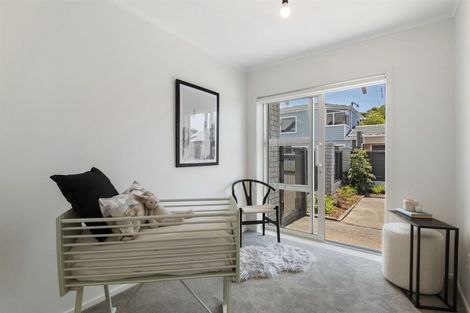 Photo of property in 2/26 Manly Esplanade, Browns Bay, Auckland, 0630