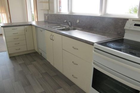 Photo of property in 98a Arran Road, Browns Bay, Auckland, 0630