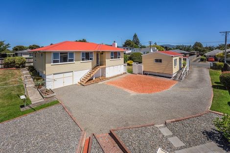 Photo of property in 10 Walton Road, Paraparaumu Beach, Paraparaumu, 5032