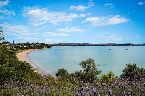 Photo of property in 79 De Luen Avenue, Tindalls Beach, Whangaparaoa, 0930