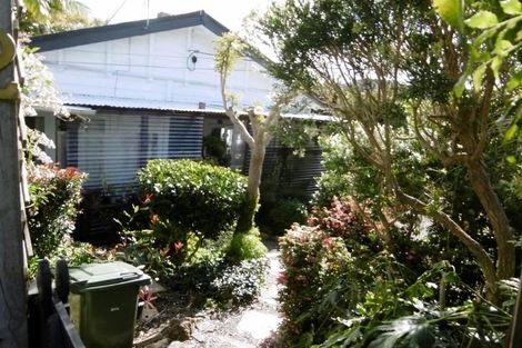 Photo of property in 2 Charles Street, Te Kamo, Whangarei, 0112