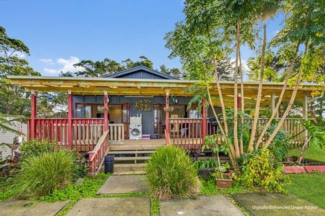 Photo of property in 129 Mcleod Road, South Head, Helensville, 0874