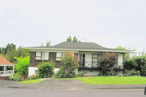 Photo of property in 2/15 Palm Court Drive, Glen Eden, Auckland, 0602