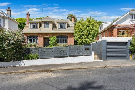 Photo of property in 25 Lonsdale Street, Belleknowes, Dunedin, 9011