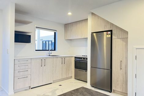 Photo of property in 26 Cessna Crescent, Mangere, Auckland, 2022