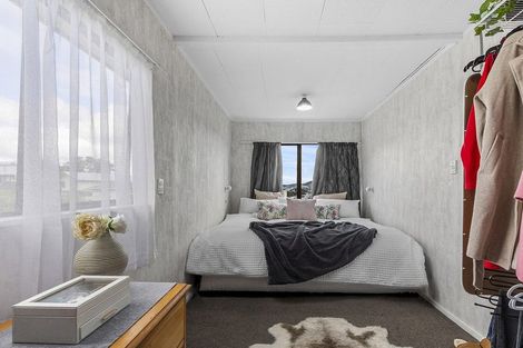 Photo of property in 8 The Bollard, Whitby, Porirua, 5024