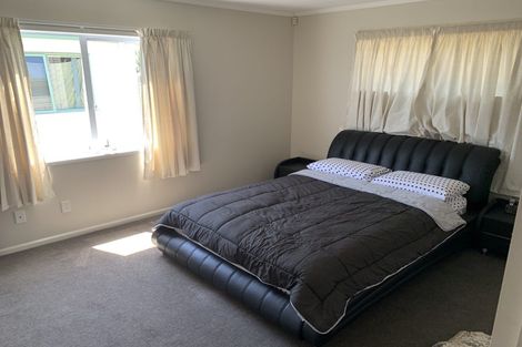 Photo of property in 21a Eske Place, Highland Park, Auckland, 2010