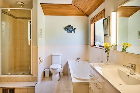 Photo of property in 2/70 Hautana Street, Woburn, Lower Hutt, 5010