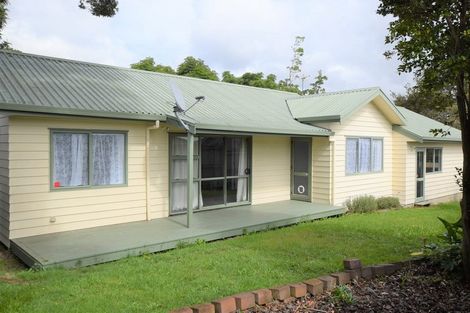 Photo of property in 106a Royal Road, Massey, Auckland, 0614