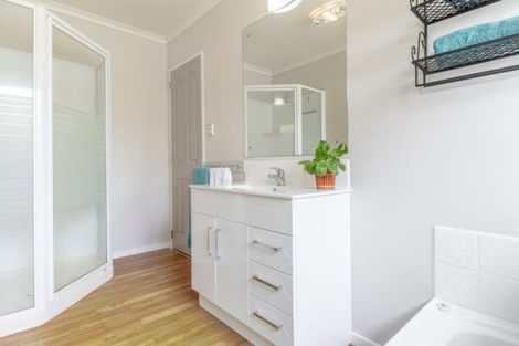 Photo of property in 8 Kestrel Avenue, Welcome Bay, Tauranga, 3112