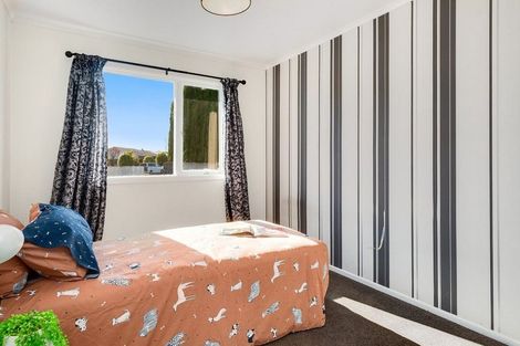 Photo of property in 9 Guy Place, Melville, Hamilton, 3206