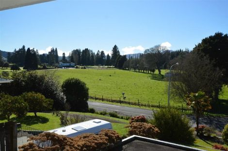 Photo of property in 140 Golf Road, Taumarunui, 3920